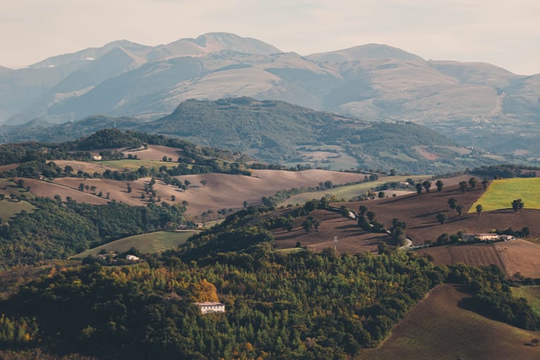 Marche: un biodistretto per valorizzare le risorse naturali, la cultura locale e l’economia della Vallesina