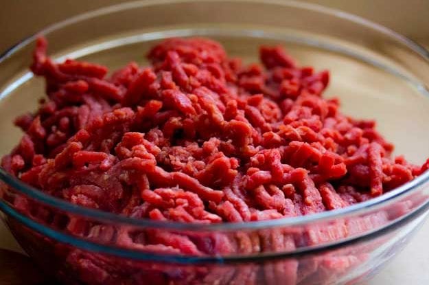 MDRO E CAMPIONI DI CARNE AL DETTAGLIO: UN’ANALISI DEI DATI RILEVA UN GRADO DI CONTAMINAZIONE PIU’ BASSA PER IL BIO