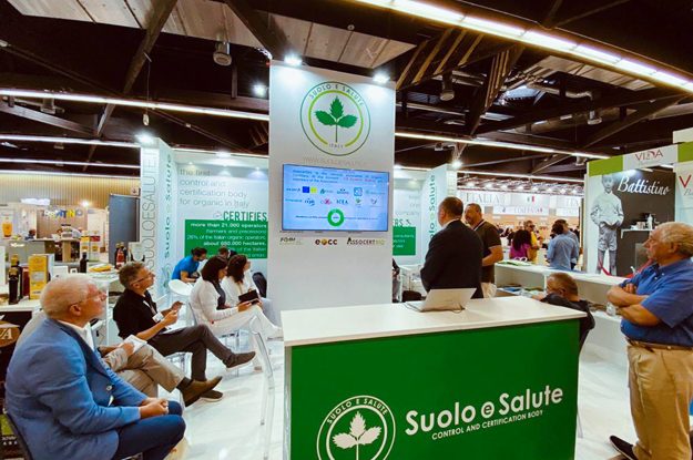 SUOLO E SALUTE AL BIOFACH, NEUTRALITÀ CLIMATICA AL CENTRO