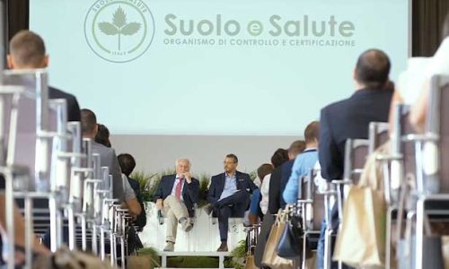 SUOLO E SALUTE SEMPRE PIÙ FORTE: QUASI VENTITREMILA GLI OPERATORI BIOLOGICI CERTIFICATI