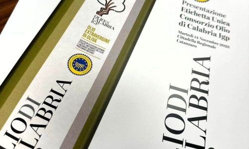 L’ETICHETTA UNICA VALORIZZA TUTTO L’OLIO DI CALABRIA IGP