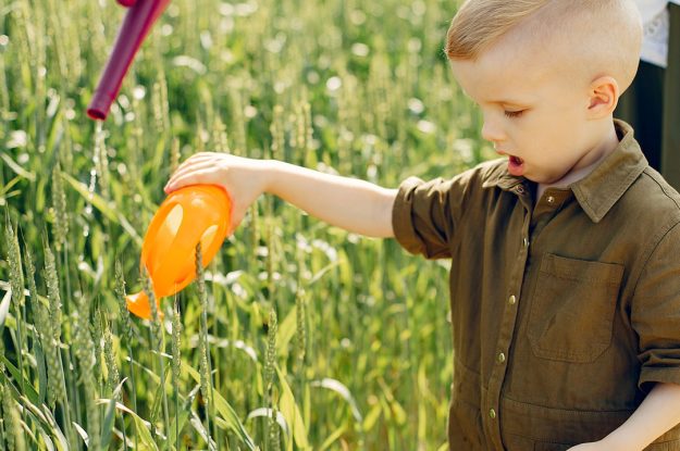 RIDURRE L’ESPOSIZIONE DEI BAMBINI AI PESTICIDI? BASTA MANGIARE BIO